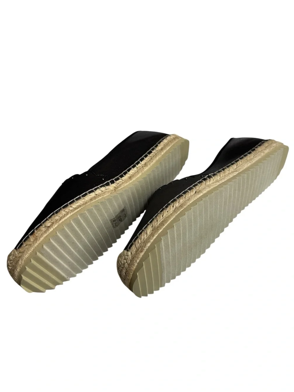 Karl Lagerfeld Paris AKI Scalloped Espadrille With Studs 8.5